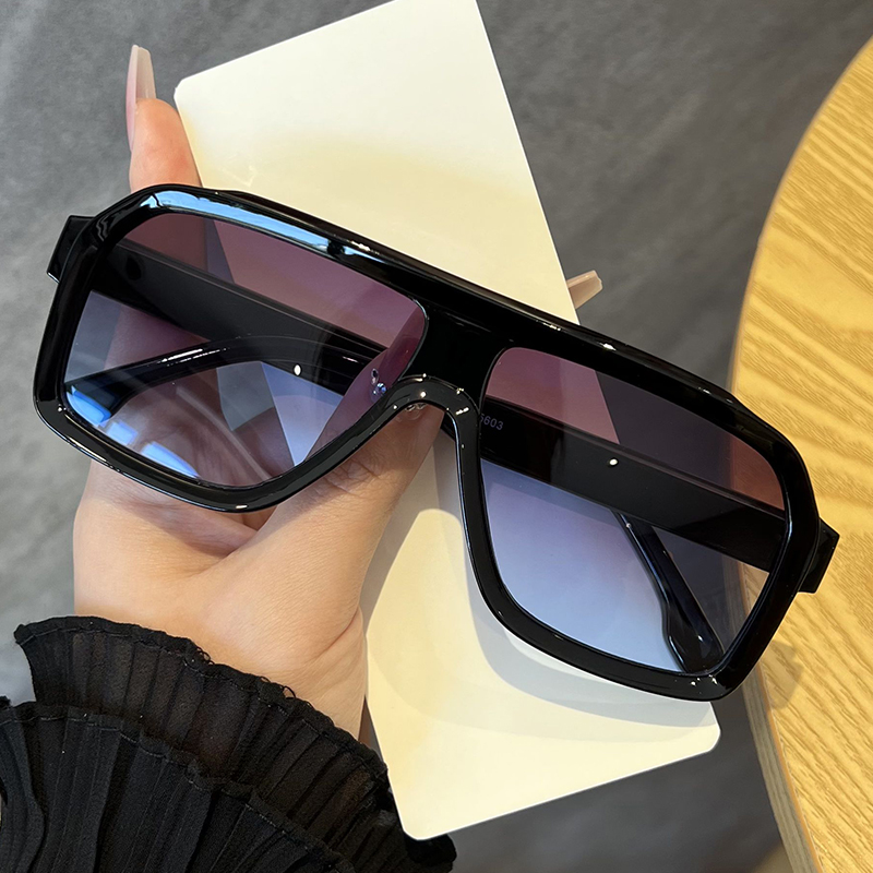 Lunettes de soleil surdimensio - Outdoor Lighting Black avis et prix